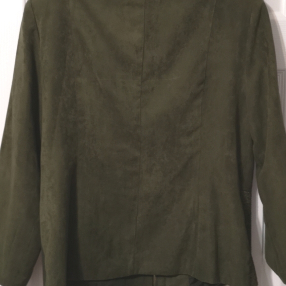 Green Suede Blazer with Detailing - Picture 6 of 7